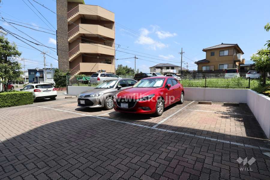 敷地内駐車場（屋外平面式）