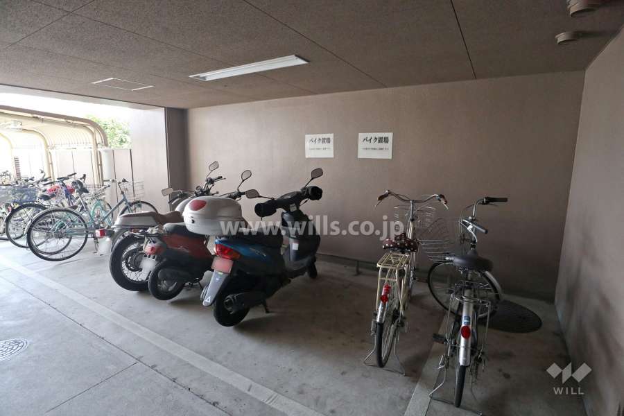 バイク置場