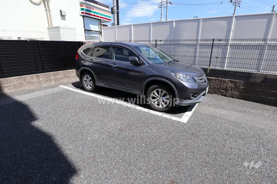 敷地内駐車場(屋外平面式)
