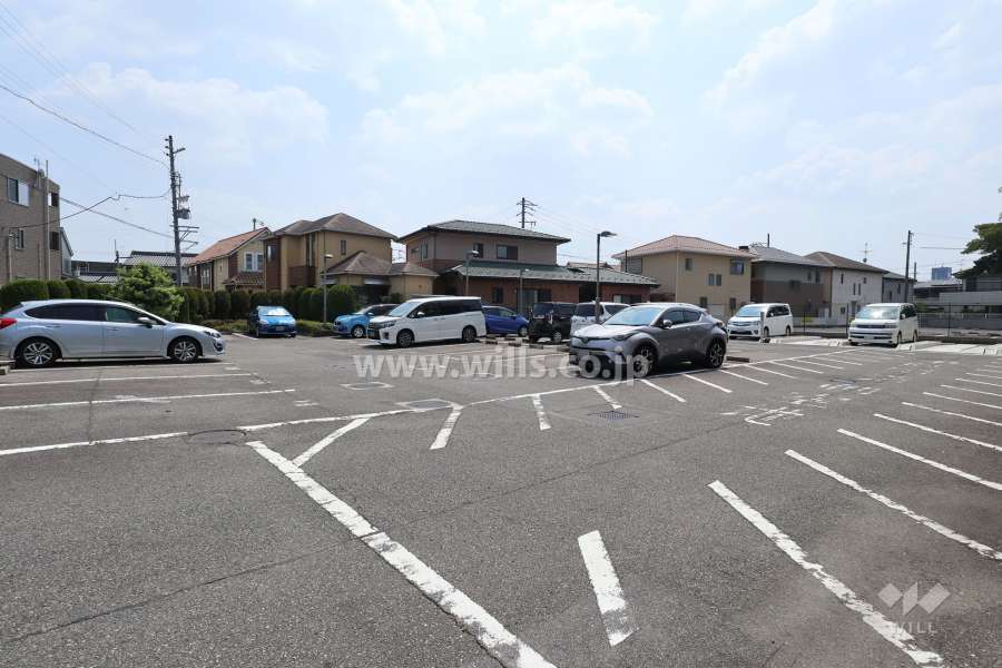 敷地内駐車場（屋外平面式）