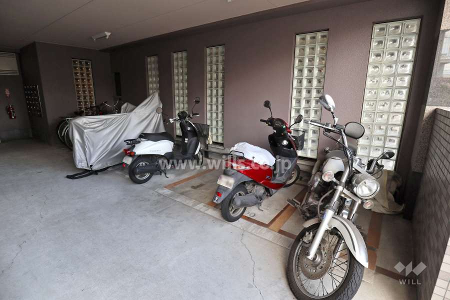 バイク置場