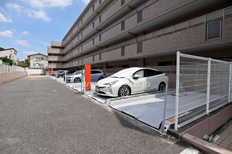 敷地内駐車場（屋外機械式）