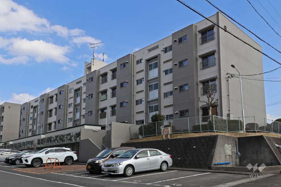 「本地ヶ原住宅6号棟」の外観（北側から）