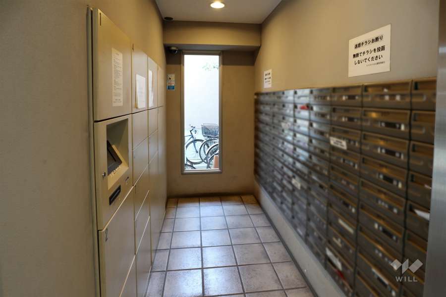 宅配ボックスと共用ポスト