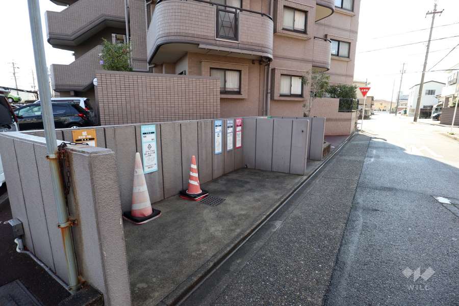 ゴミ置き場