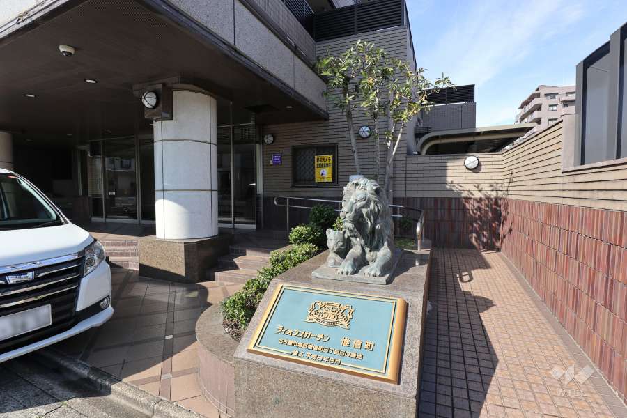 銘板