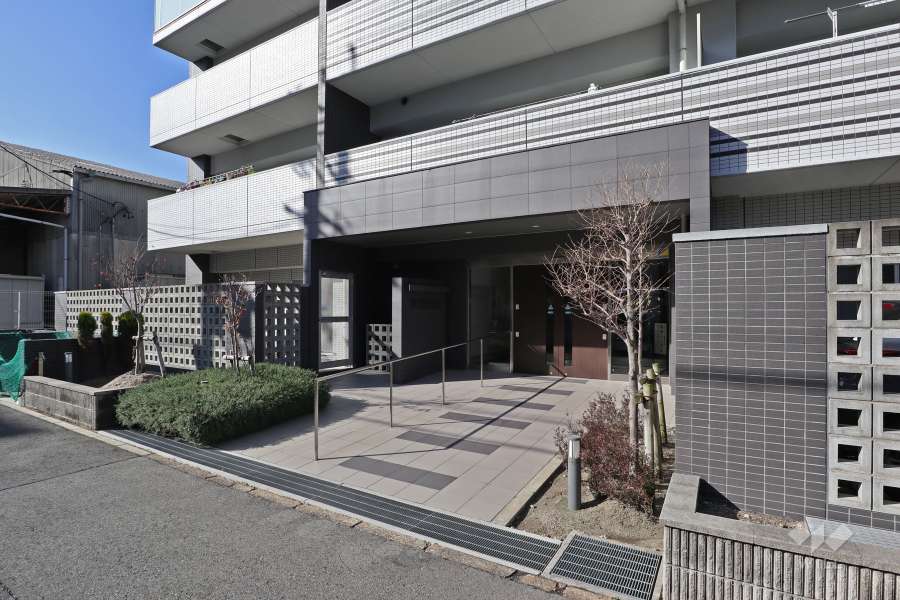 エントランスアプローチ