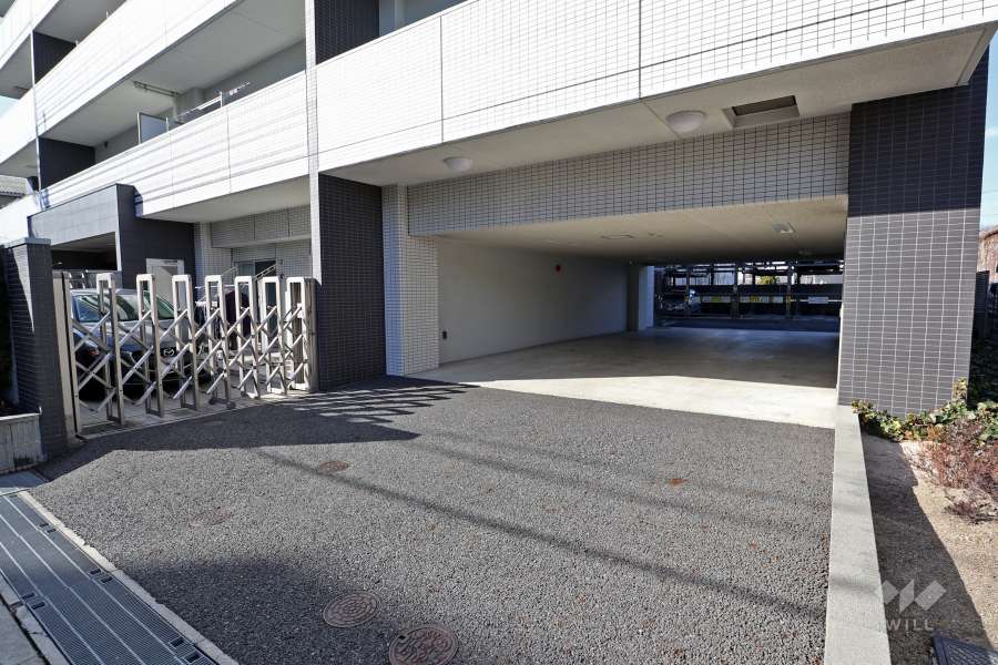 駐車場出入口