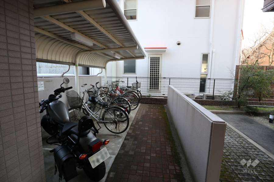 駐輪場、バイク置場