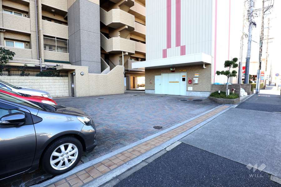 敷地内駐車場（屋外平面式、タワー式立体）