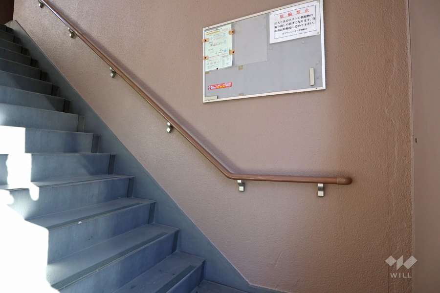 共用階段