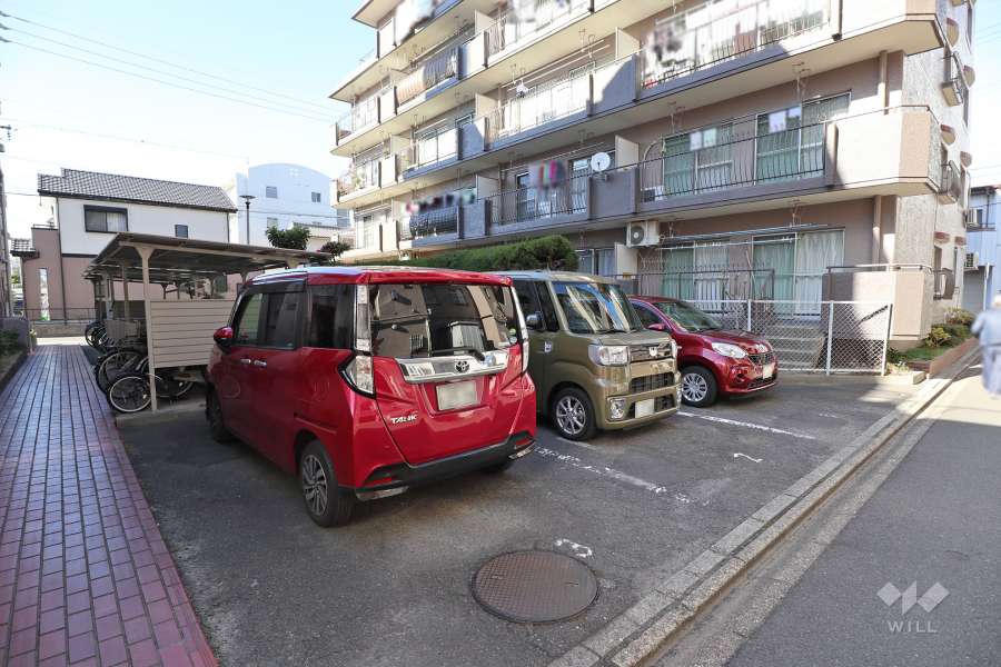敷地内駐車場（屋外平面式）