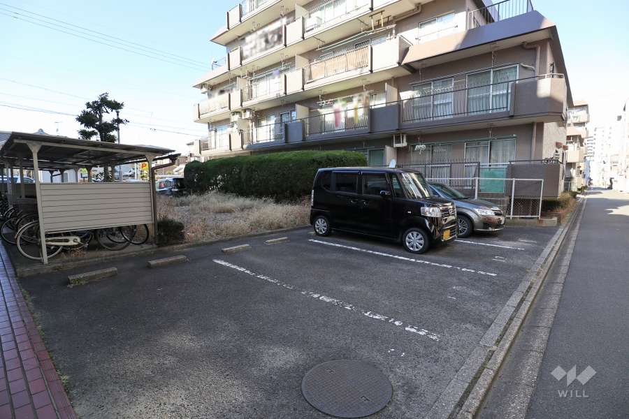 敷地内駐車場（屋外平面式）