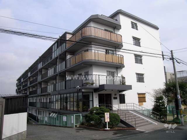 コープ野村吹田藤が丘の外観（北西側から）