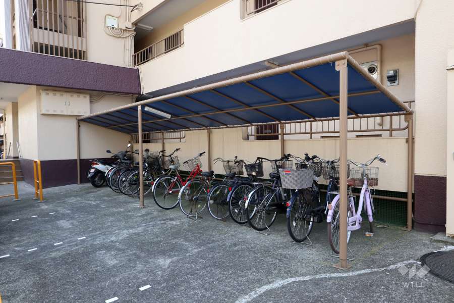 駐輪場、バイク置場