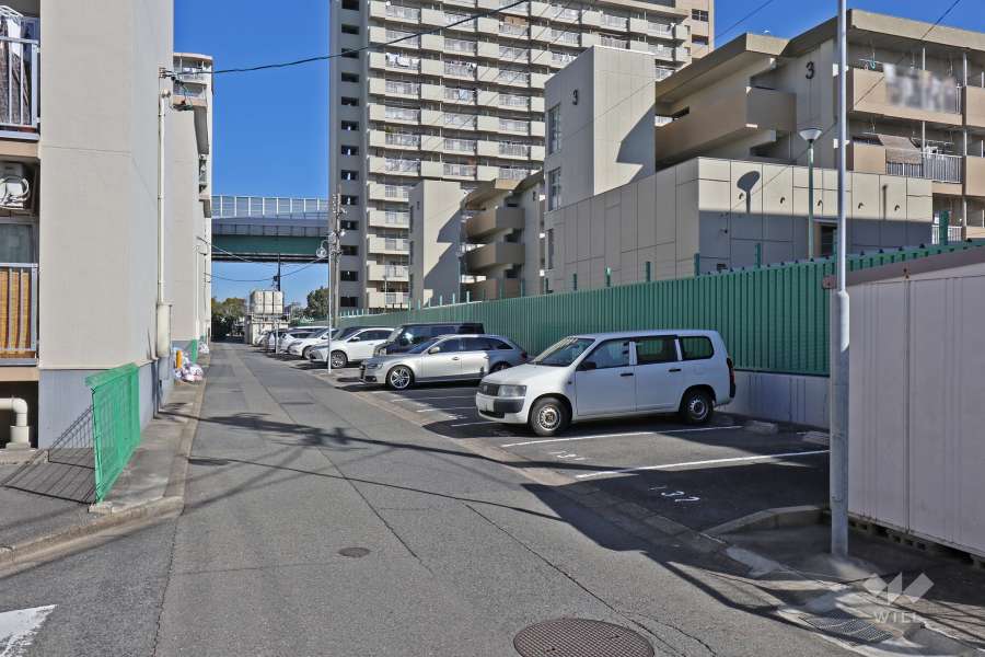 港楽ハイツ東通路２