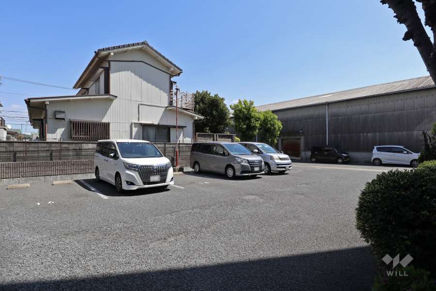 敷地内駐車場（屋外平面式）