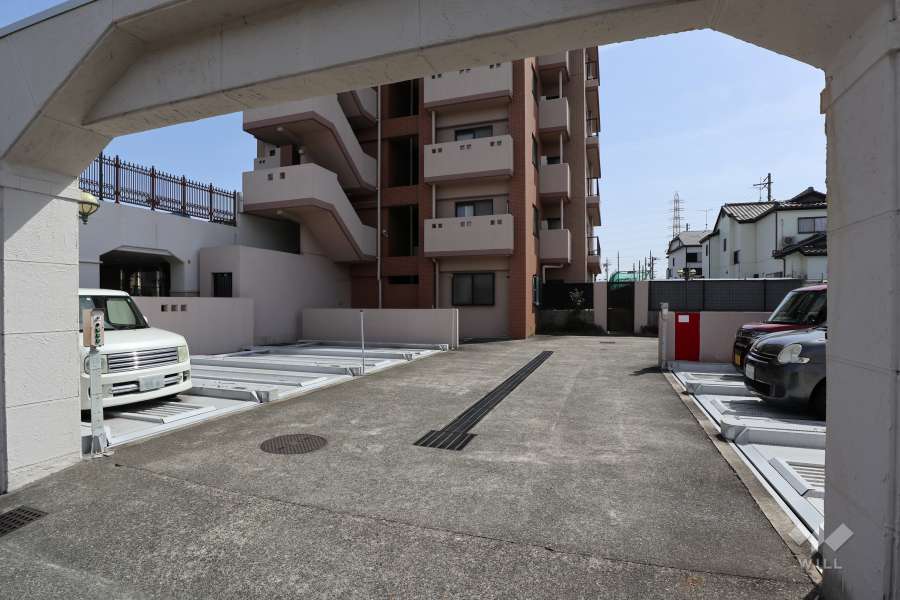 敷地内駐車場（屋外機械式）