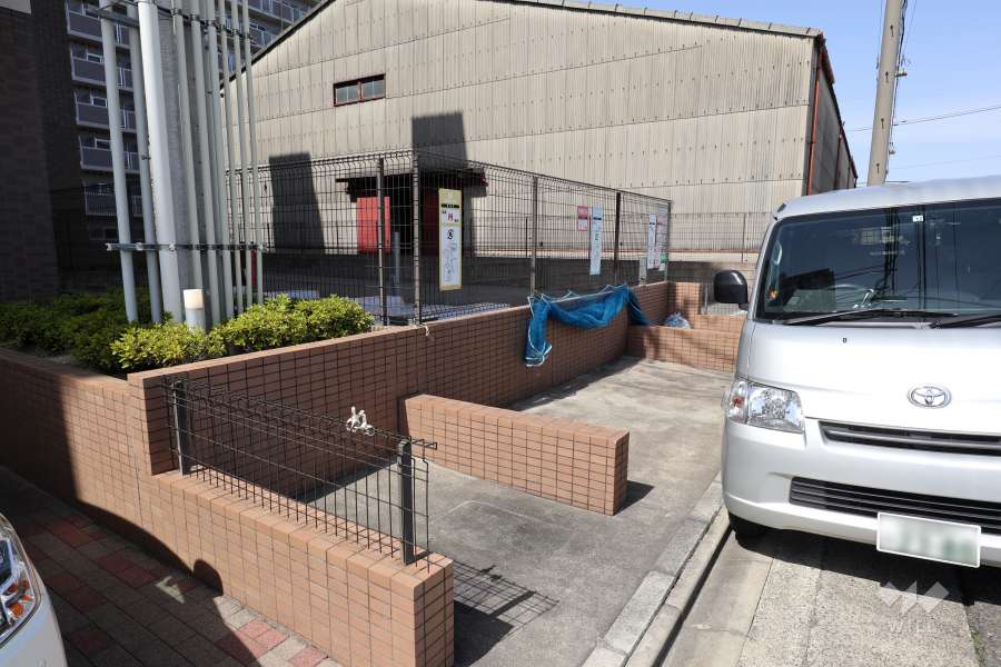ゴミ置き場