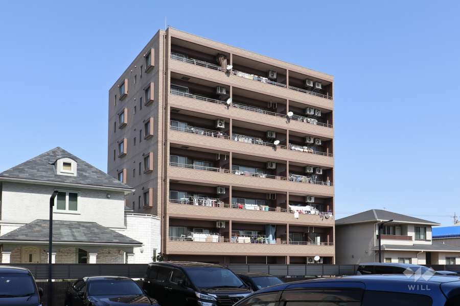 プリオール港西の外観（南西側から）