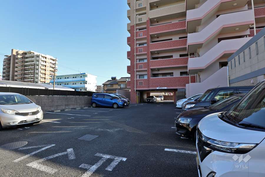 敷地内駐車場（屋外平面式）