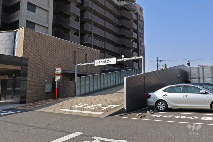 駐車場出入口（立体自走式）