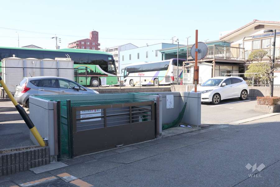 ゴミ置き場