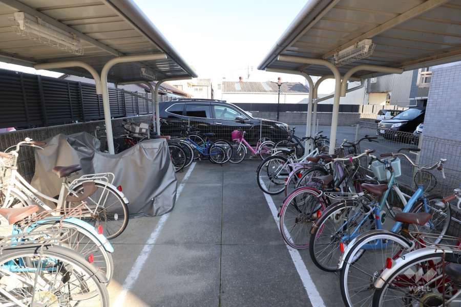 駐輪場、バイク置場