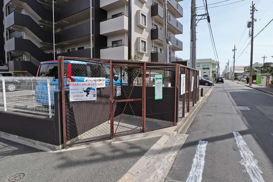 ゴミ置き場