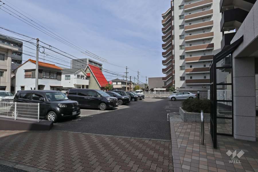敷地内駐車場（屋外平面式）