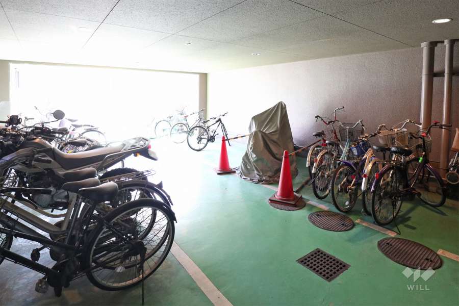 駐輪場、バイク置場