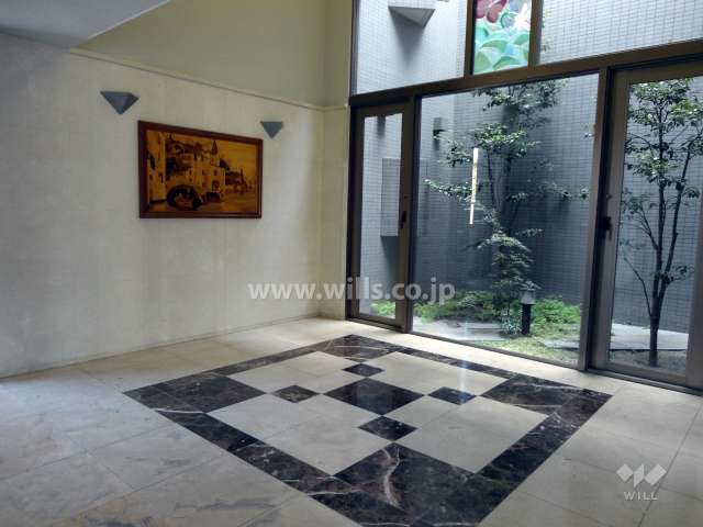 エントランスホール