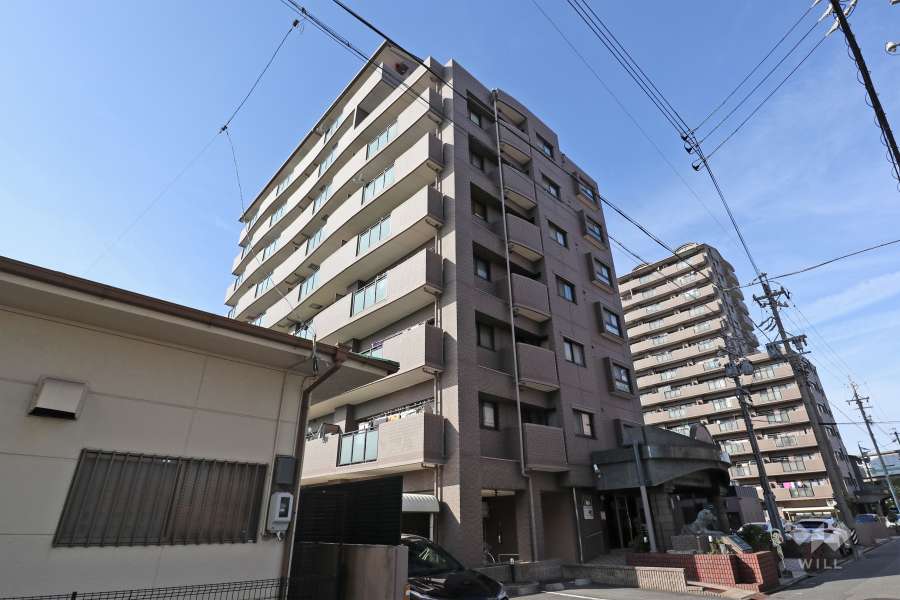 ライオンズマンション築地口壱番館の外観（南東側から）