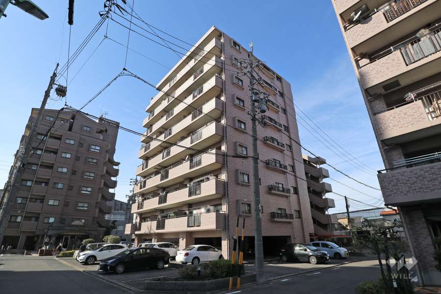 宝マンション築地ウエスト壱番館の外観（南東側から）