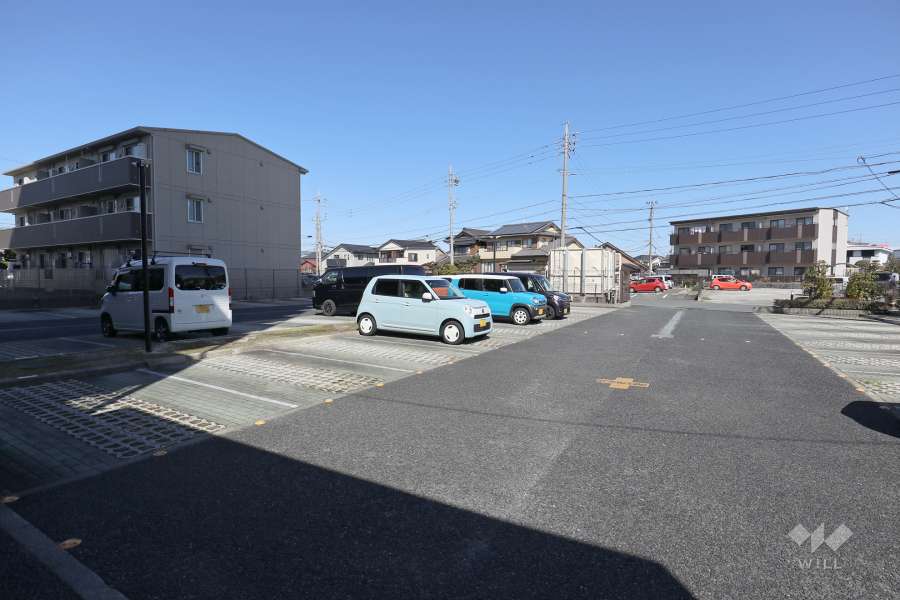 敷地内駐車場（屋外平面式）