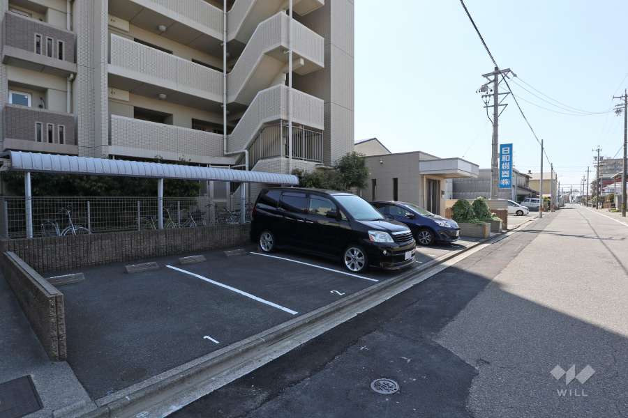 敷地内駐車場（屋外平面式）