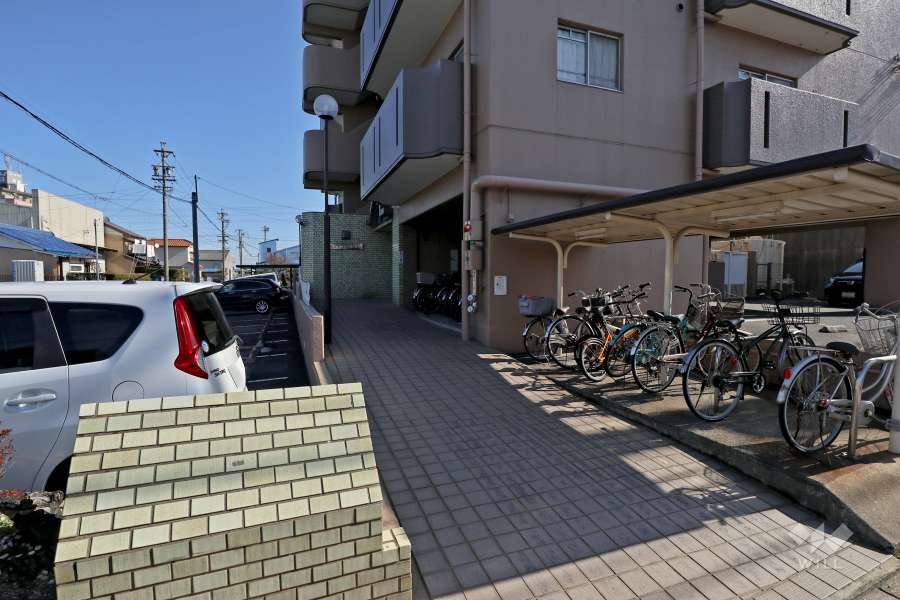 エントランスアプローチ