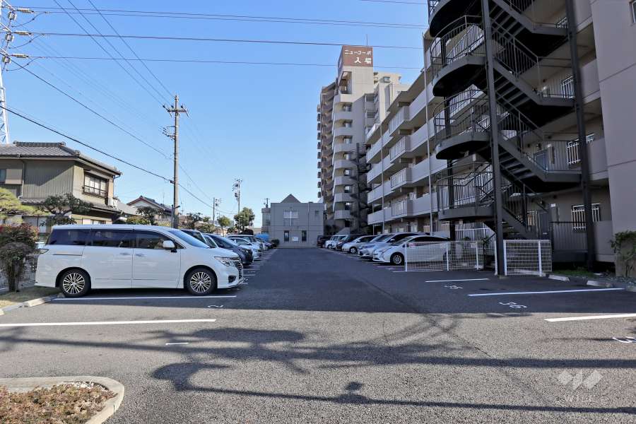 敷地内駐車場（屋外平面式）