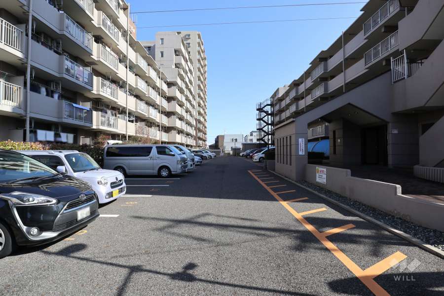 敷地内駐車場（屋外平面式）
