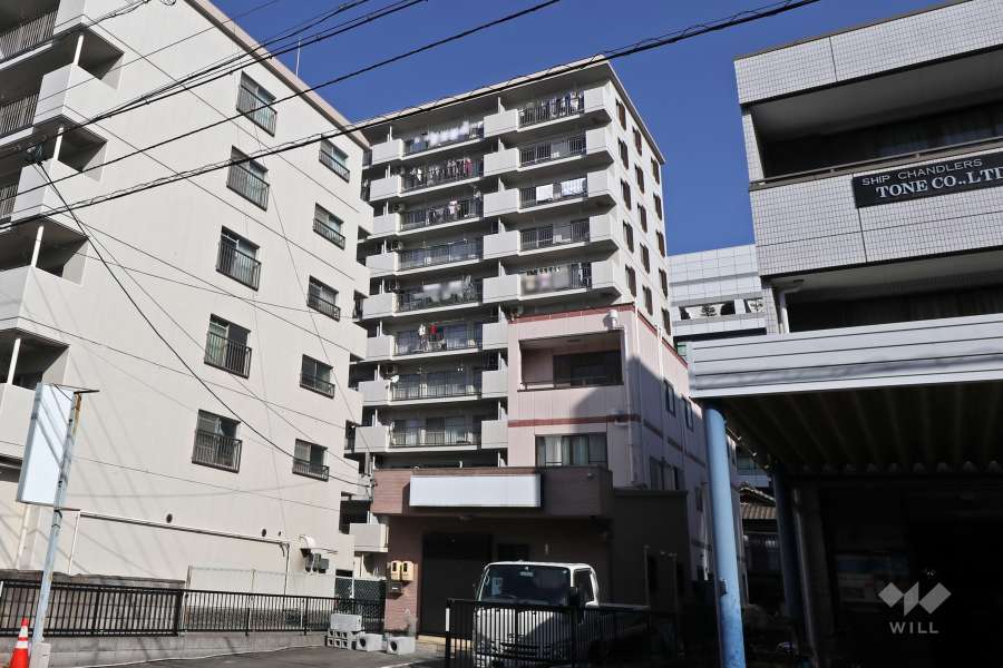パレス入船B棟の外観（南側から）