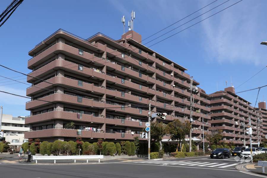 ラビデンス荒子川公園1番館の外観（南西側から）