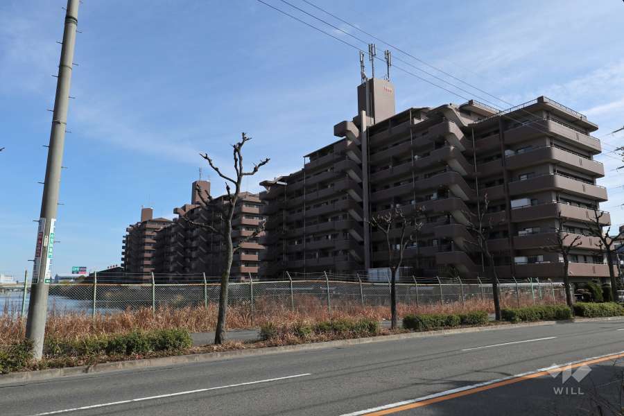 ラビデンス荒子川公園の外観（北西側から）