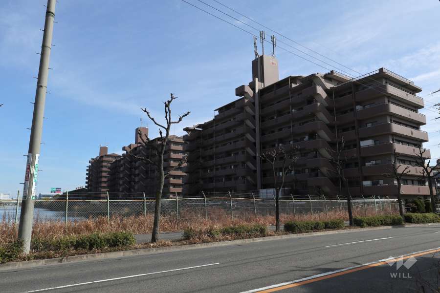 ラビデンス荒子川公園の外観（北西側から）
