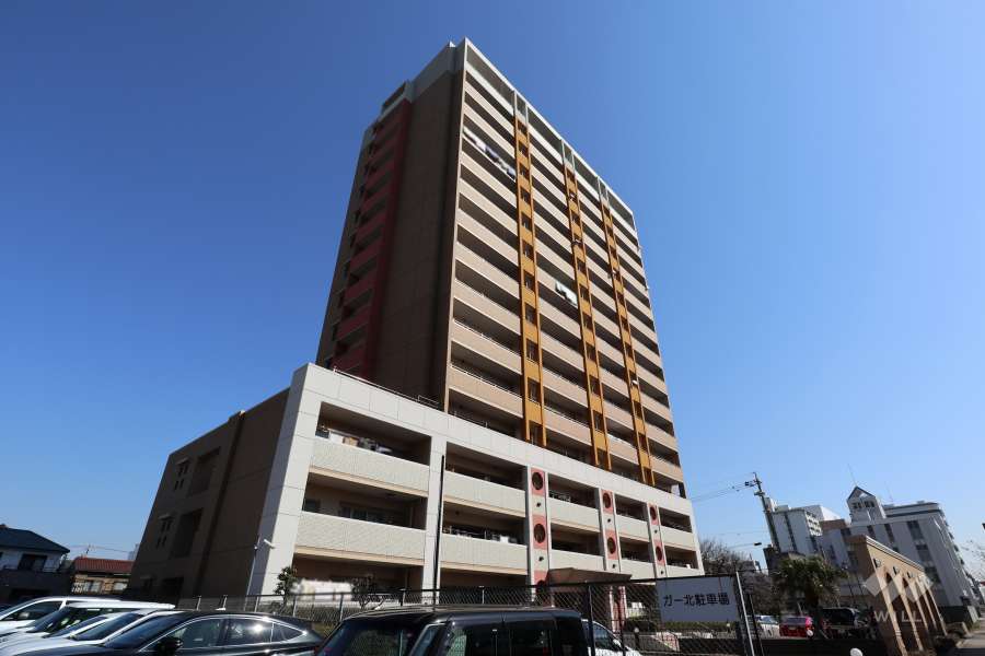 シャトレ愛松名古屋港の外観（南西側から）