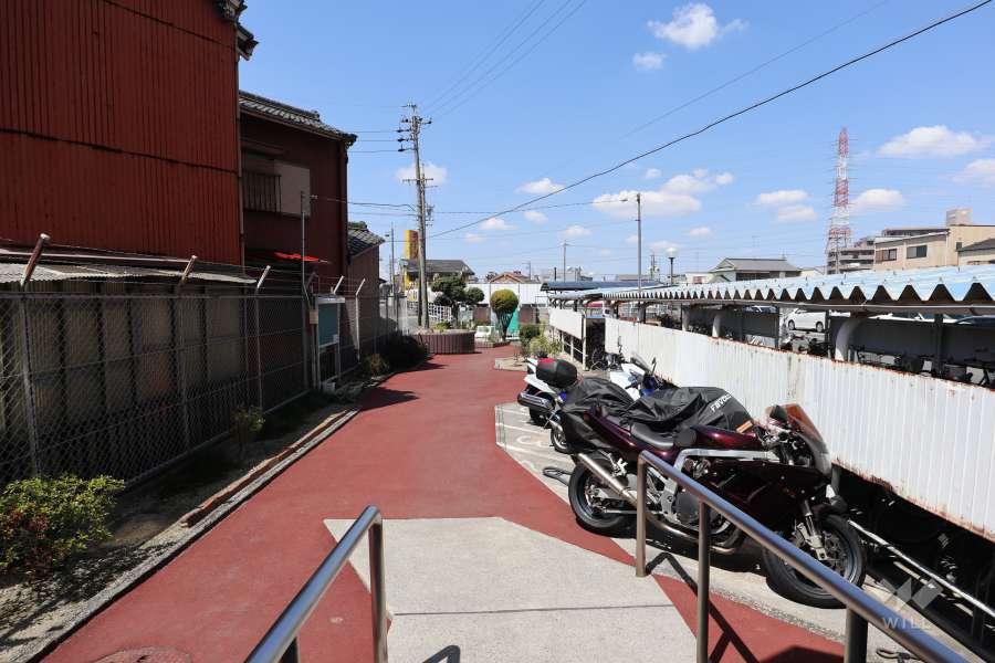 エントランスアプローチ