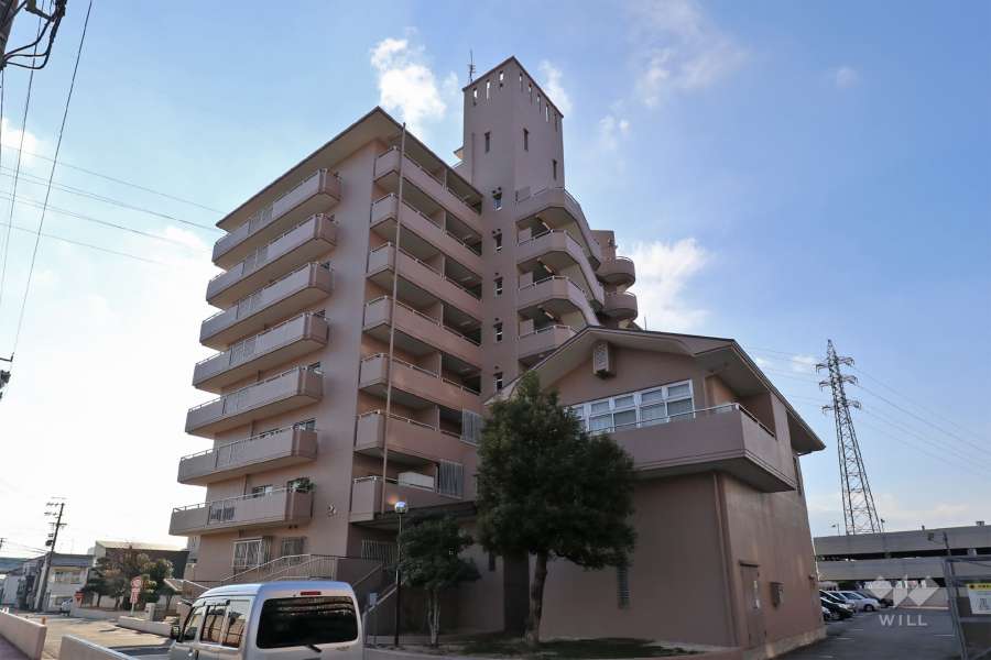 シャルマンコーポ木場町2号棟の外観（北東側から）