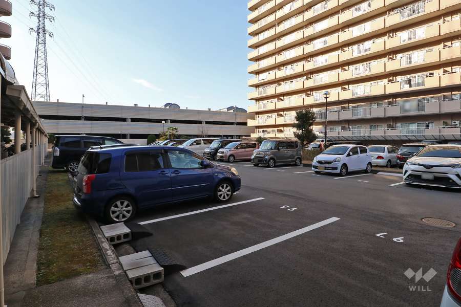 敷地内駐車場（屋外平面式）