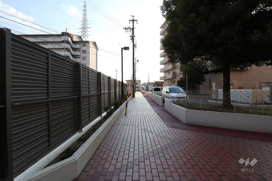 敷地内の通路