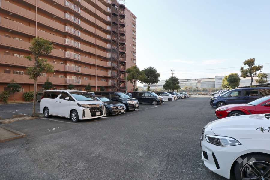 敷地内駐車場（屋外平面式）