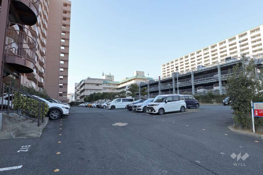 敷地内駐車場（屋外平面式）
